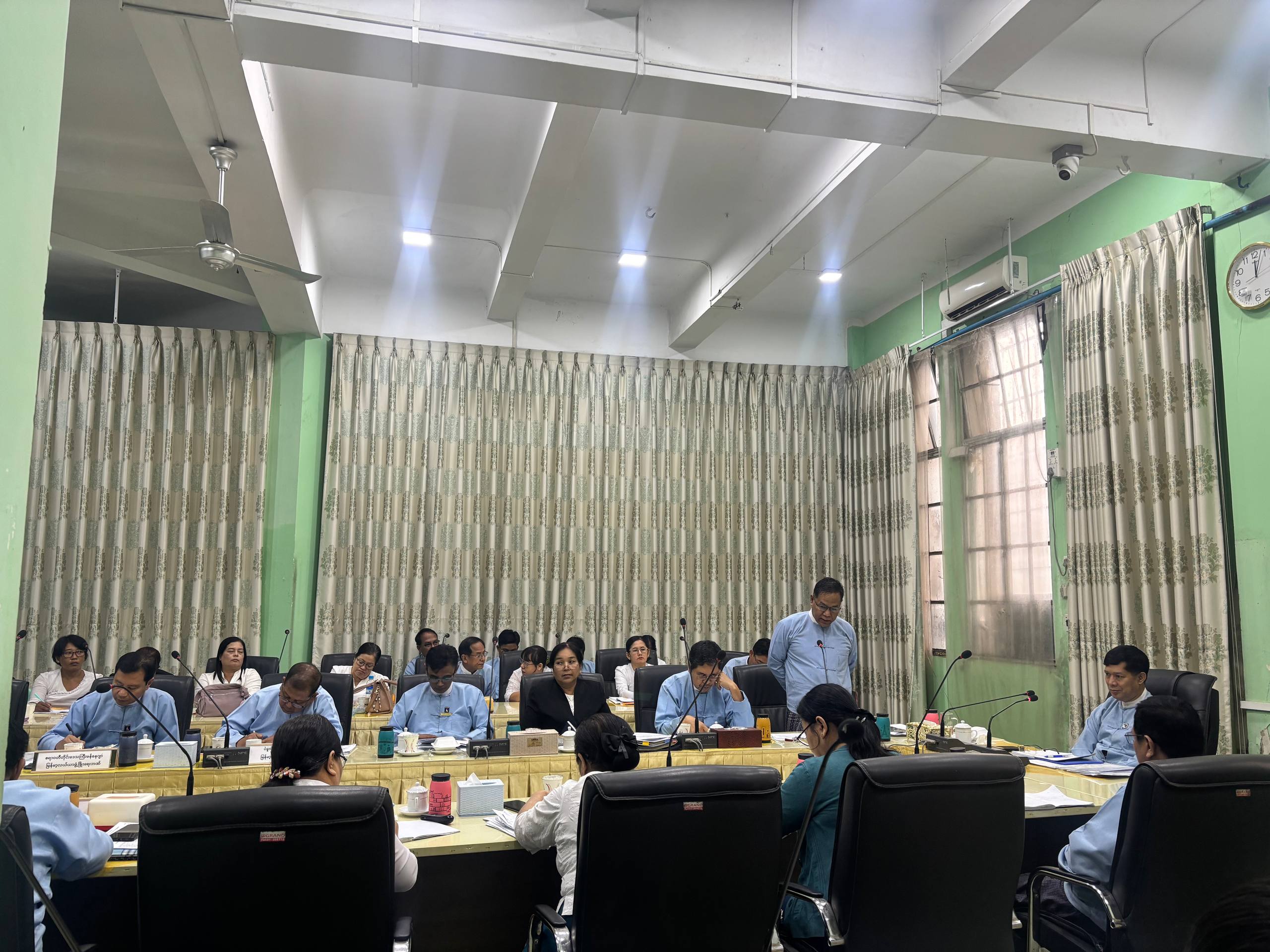 ဦးဆောင်ညွှန်ကြားရေးမှူးနှင့် တိုင်းဒေသကြီး/ပြည်နယ်မန်နေဂျာများ ကြွေးကျန်NPLကောက်ခံရရှိရေး လုပ်ငန်းညှိနှိုင်းအစည်းအဝေး