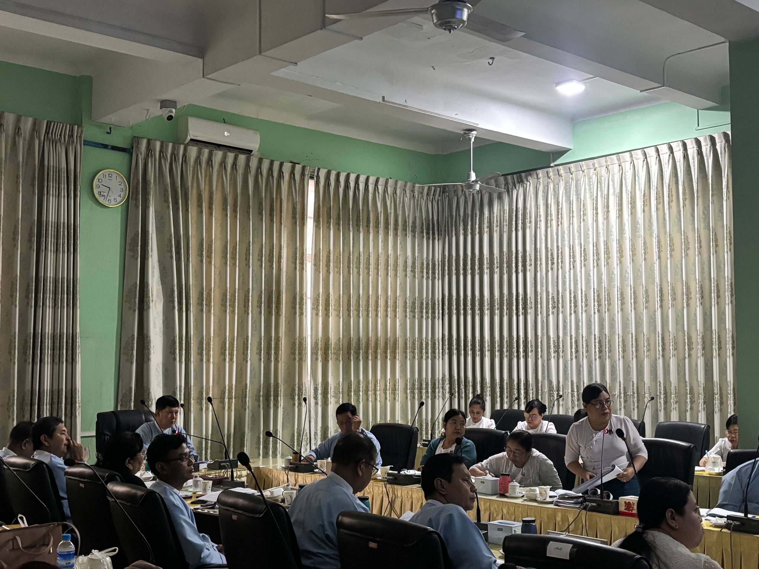 ဦးဆောင်ညွှန်ကြားရေးမှူးနှင့် တိုင်းဒေသကြီး/ပြည်နယ်မန်နေဂျာများ ကြွေးကျန်NPLကောက်ခံရရှိရေး လုပ်ငန်းညှိနှိုင်းအစည်းအဝေး